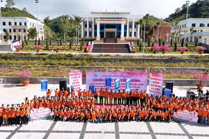 Toàn cảnh buổi lễ phát động chiến dịch truyền thông do Hội Liên hiệp Phụ nữ (LHPN) huyện Nậm Pồ, tỉnh Điện Biên tổ chức.