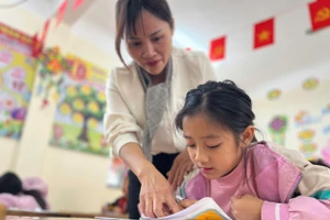 Bảo vệ trẻ em gái bằng cách phòng ngừa từ sớm, từ xa.