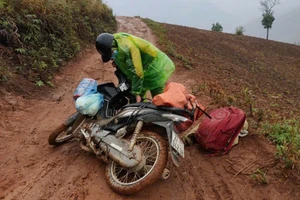 Hành trình đầy gian nan của giáo viên vùng cao Điện Biên.