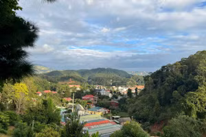 Trung tâm xã Na Son nhìn từ trên cao.