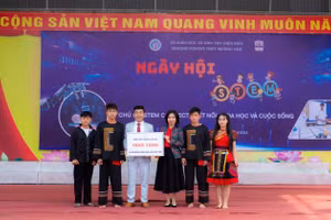 Trường PTDTNT THPT Mường Nhé tổ chức thành công ngày hội STEM lần thứ I.