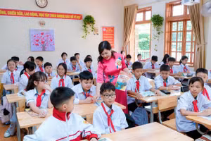 Một tiết học của cô trò Trường THCS Mộc Lỵ.