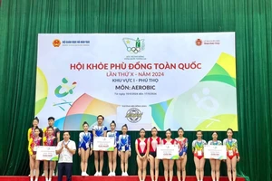 Học sinh Trường THCS xã Thanh Nưa nhận giải Ba tại HKPĐ toàn quốc.