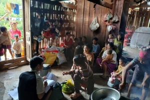 Với người dân Mường Toong, đặc biệt là đồng bào dân tộc thiểu số sinh sống rải rác ở các bản xa trung tâm, việc tiếp cận dịch vụ y tế từng là thách thức không nhỏ.