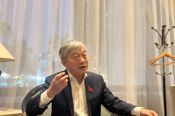 Ông Trần Thanh Hải - Hiệu trưởng Trường Cao đẳng Viễn Đông. Ảnh NC.