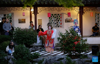 xem-the-gioi-tung-bung-don-trung-thu-canada-13.jpg