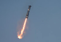 spacex-starship-explodes-070305-06.jpg
