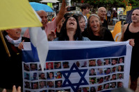 chum-anh-nguoi-dan-israel-va-gaza-an-mung-sau-lenh-ngung-ban-07.jpg