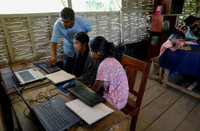 truong-hoc-noi-o-bangladesh-5.jpg