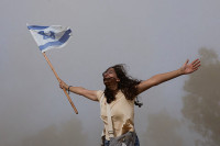 chum-anh-cac-con-tin-tro-ve-israel-01.jpg
