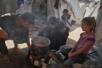 chum-anh-cuoc-chien-sinh-ton-o-dai-gaza-0805-08.jpg