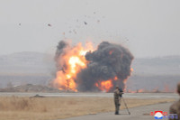ong-kim-jong-un-chi-dao-cong-tac-nghien-cuu-uav-014.jpg