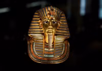 chum-anh-ben-trong-kho-bau-cua-vua-tutankhamun-1105-026.jpg