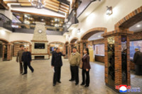 kim-jong-un-gioi-thieu-trung-tam-tro-choi-dien-tu-300-cho-ngoi-10.jpg