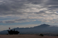 chum-anh-quan-doi-my-o-bien-gioi-mexico-0705-02.jpg