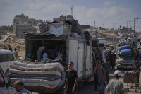 chum-anh-israel-tan-cong-tren-bo-thanh-pho-gaza-0905-07.jpg