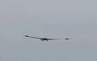 ro-ri-uav-khong-lo-cua-trung-quoc-sai-canh-ngang-ngua-b-2-my.jpg