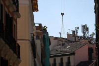 chum-anh-toa-nha-6-tang-o-madrid-sup-do-03.jpg