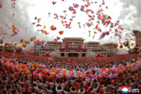 chum-anh-trieu-tien-khanh-thanh-khu-du-lich-bien-wonsan-kalma-05.jpg