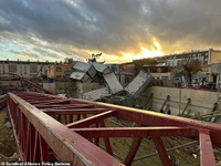 loc-xoay-quat-ngang-ngoai-o-paris-2.jpg