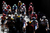 chum-anh-hinh-anh-dep-nhat-giai-dua-xe-dap-tour-de-france-2025-03.jpg