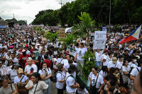 chum-anh-bieu-tinh-o-manila-0905-08.jpg
