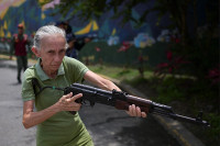 chum-anh-quan-doi-venezuela-huan-luyen-dan-thuong-024.jpg