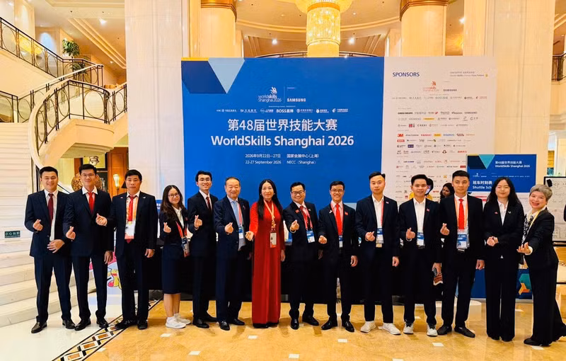 Tham dự Kỳ thi Kỹ năng nghề thế giới 2026, Đoàn Việt Nam có 12 thí sinh tranh tài ở 11 nghề. Trong số đó có những nghề mới được tổ chức như Công nghệ xe cơ giới hạng nặng, Chăm sóc sức khỏe và xã hội... worldskills-9.jpg