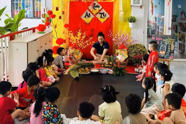 Hoạt động trải nghiệm của trẻ mầm non TPHCM.
