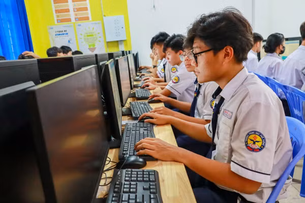 Giờ học của học sinh Trường THPT Bình Tân (phường Bình Tân, TPHCM).