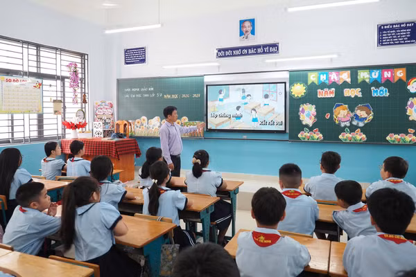 Tiết học của học sinh Trường Tiểu học Phú Thọ.