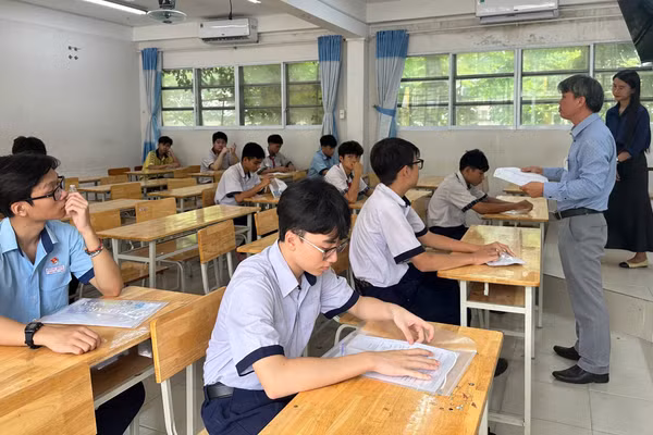 Thí sinh TPHCM tham gia kỳ thi tuyển sinh lớp 10 năm 2026.