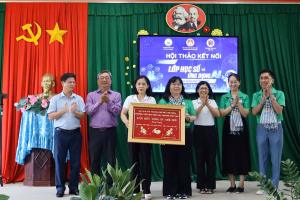 Hoạt động gắn kết giữa Trường Tiểu học Phú Thọ và Trường Tiểu học Cao Văn Ngọc xuyên suốt trong năm học vừa qua.