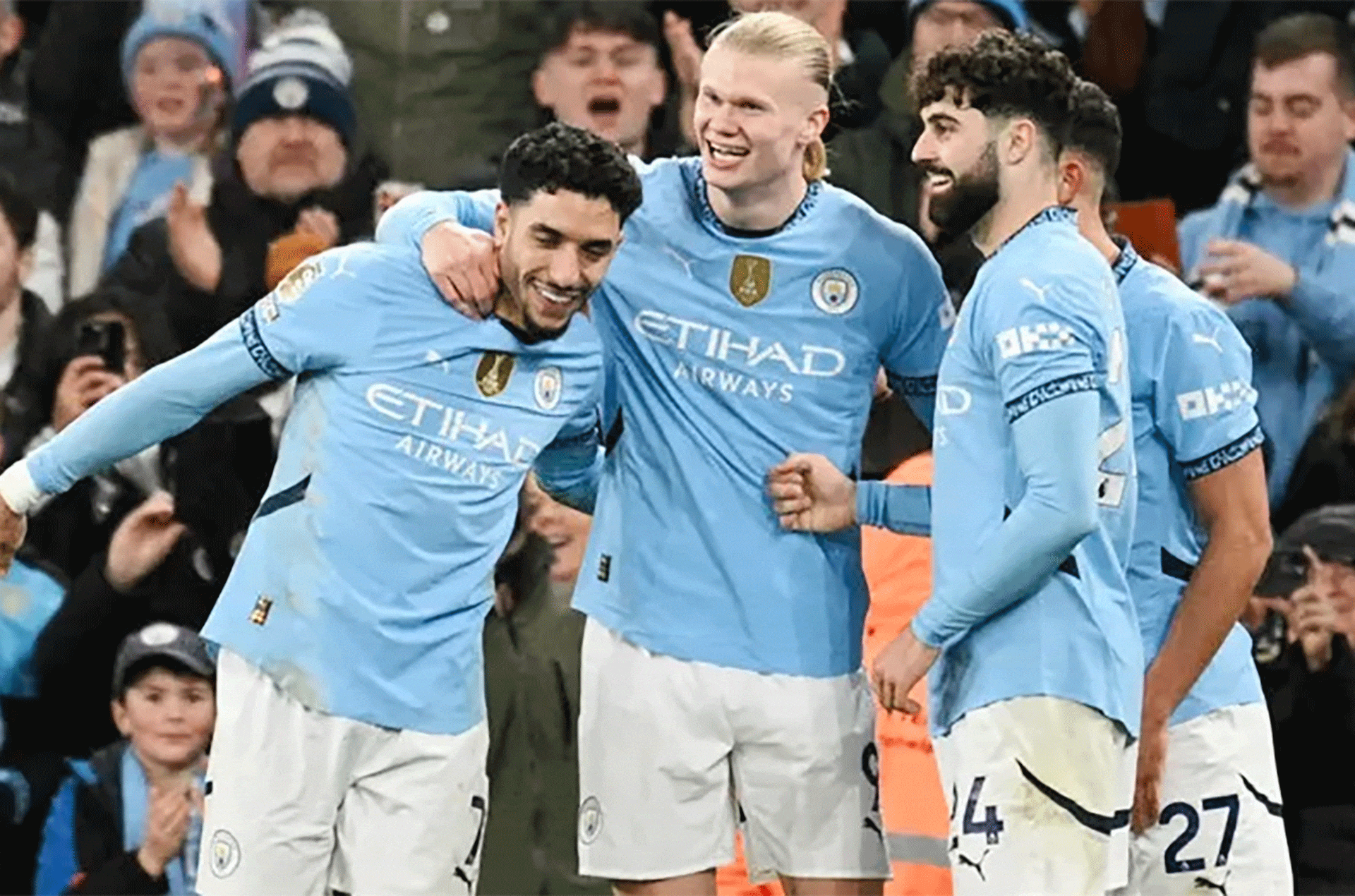 erling-haaland-va-su-bien-hoa-chien-thuat-cua-pep-guardiola-1-20251224135030.gif