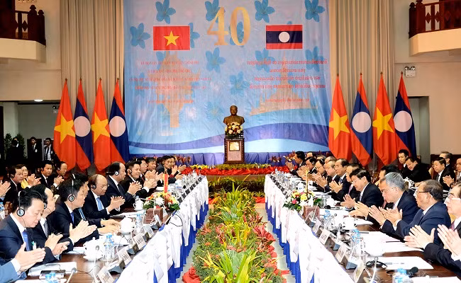 Quang cảnh kỳ họp lần thứ 40 Ủy ban liên Chính phủ Việt Nam-Lào. Ảnh: VGP Quang cảnh kỳ họp lần thứ 40 Ủy ban liên Chính phủ Việt Nam-Lào. Ảnh: VGP