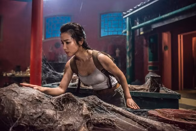 Vẻ đẹp Á Đông dịu dàng nhưng rất cương nghị của Lý Baưng Băng