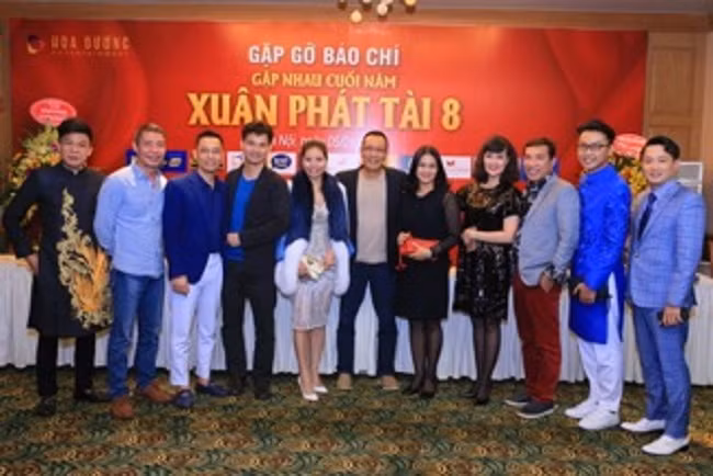 Dàn sao “khủng” của Xuân Phát Tài 8 Dàn sao “khủng” của Xuân Phát Tài 8