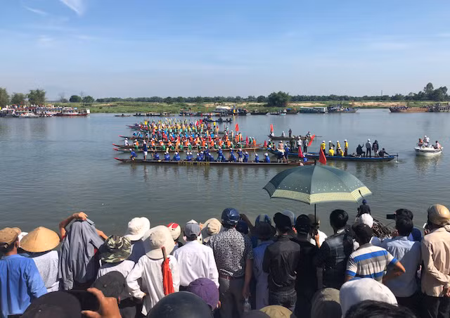 Chất lượng chuyên môn của các đội năm nay đồng đều nên so kè nhau từng chút một Chất lượng chuyên môn của các đội năm nay đồng đều nên so kè nhau từng chút một