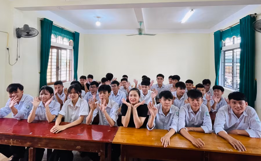 Lớp 12A6, Trường THPT Nguyễn Đình Liễn (xã Yên Hòa, Hà Tĩnh) đã có mùa thi tốt nghiệp với thành tích ấn tượng.