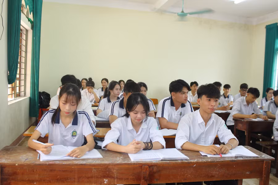 Hà Tĩnh đề xuất tăng chỉ tiêu học sinh lớp 10.