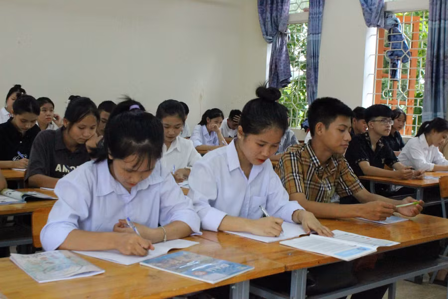Ngành Giáo dục Hà Tĩnh đề xuất cấp hơn 21,5 tỷ đồng ôn thi cho học sinh lớp 12.