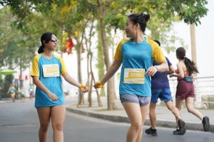 300 vận động viên khiếm thị tham gia Giải chạy Run For Love 2024