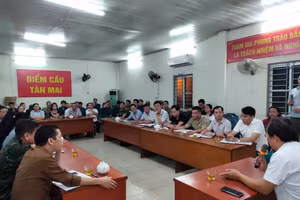 Bên trong nơi ở của 160 người dân Hà Nội phải di dời tránh bão Yagi