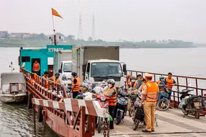 CSGT Hà Nội tăng cường kiểm tra các phương tiện thuỷ