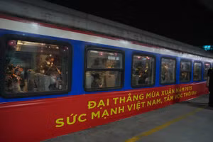 Hàng nghìn chiến sĩ 'Nam tiến' phục vụ diễu binh, diễu hành dịp 30/4