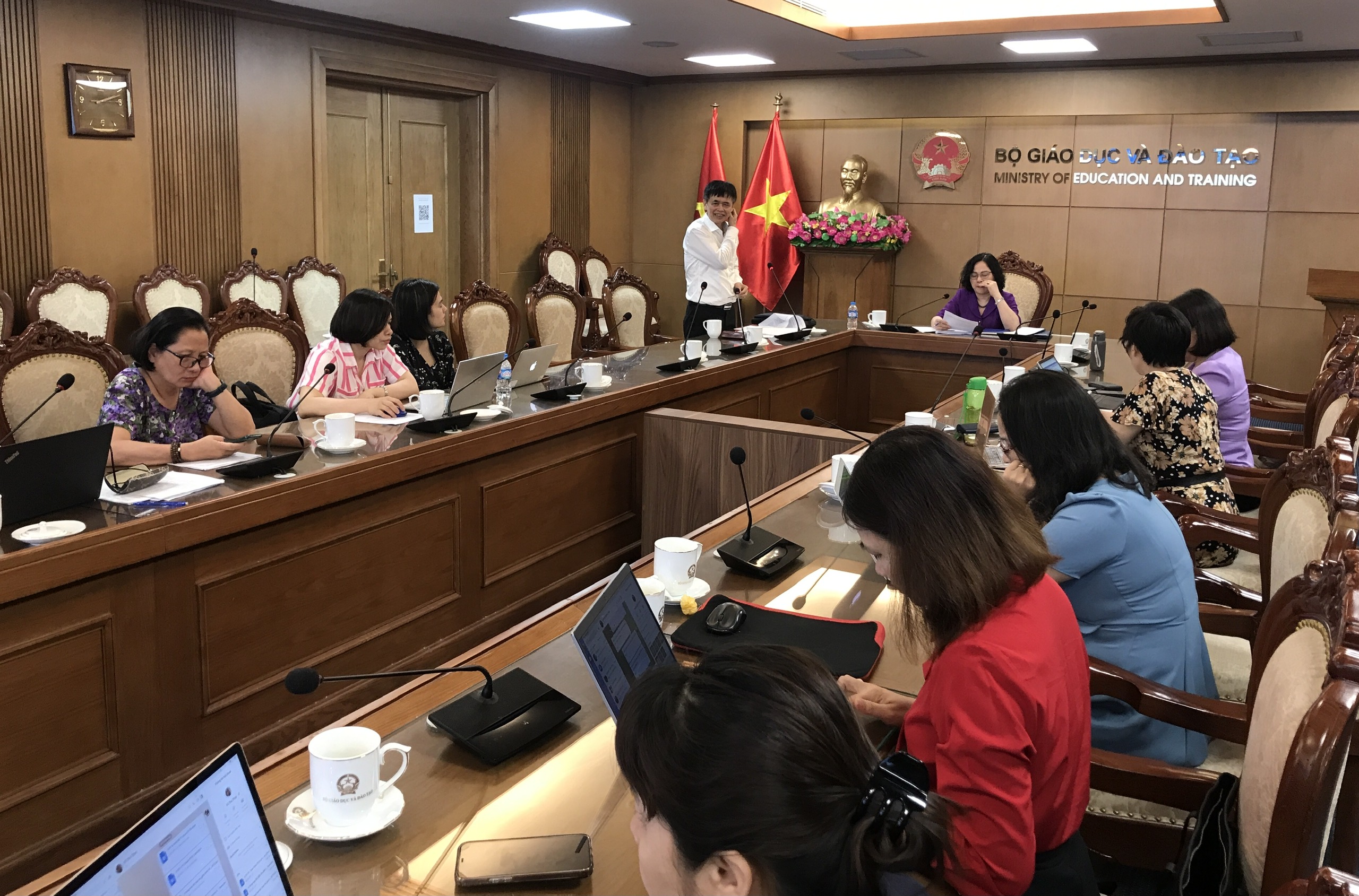 Điểm mới là thực hiện các văn bản chỉ đạo và phù hợp với bối cảnh phát triển xã hội và GD. Điểm mới là thực hiện các văn bản chỉ đạo và phù hợp với bối cảnh phát triển xã hội và GD.