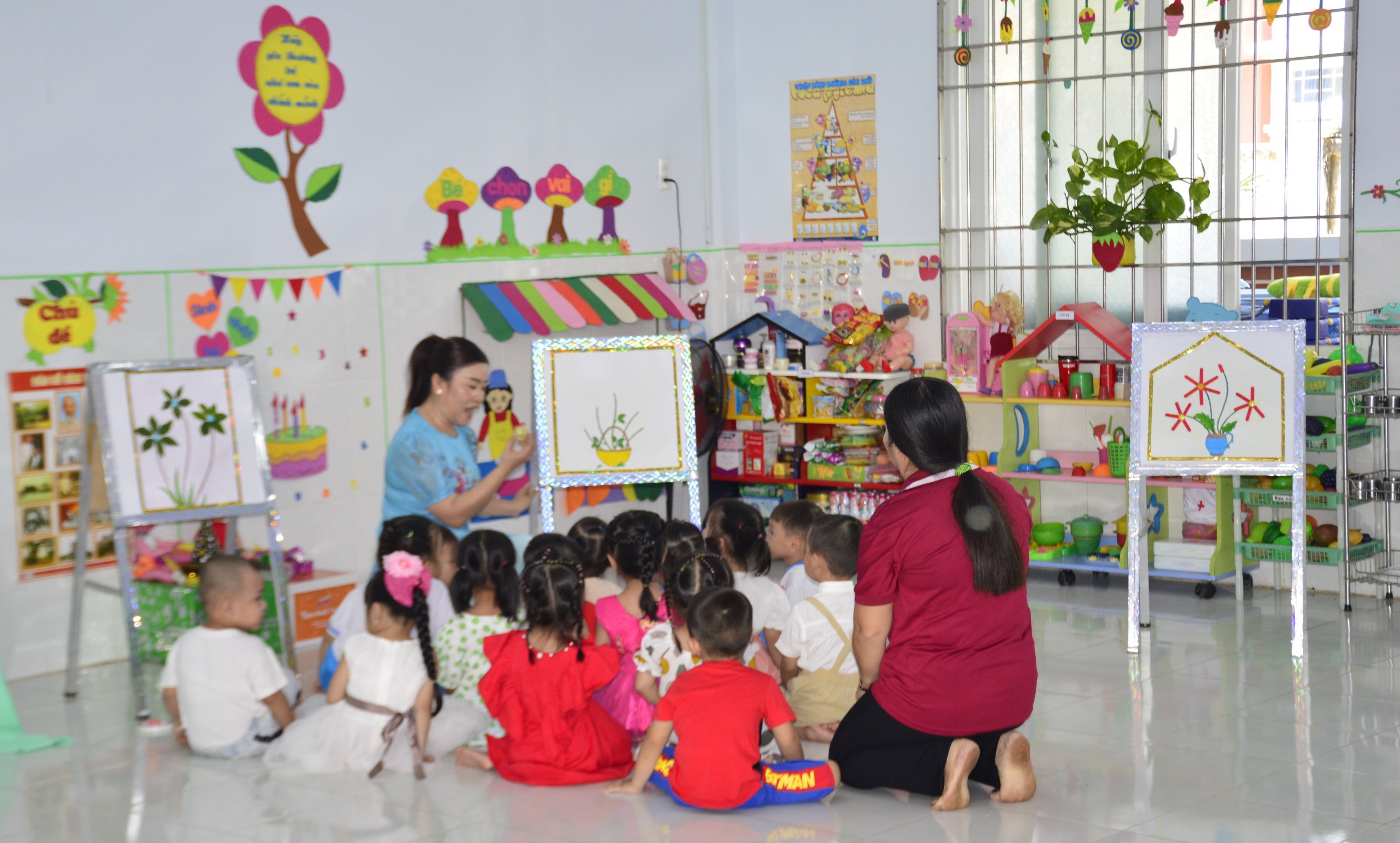 Giáo dục kỹ năng sống cần hình thành, củng cố và phát triển cho trẻ em mầm non. Giáo dục kỹ năng sống cần hình thành, củng cố và phát triển cho trẻ em mầm non.