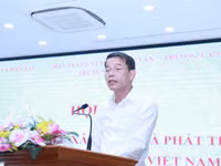 Ông Vũ Thanh Mai - Phó Trưởng Ban Tuyên giáo và Dân vận Trung ương phát biểu tại hội thảo. 