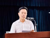Thứ trưởng Bộ GD&ĐT Lê Quân phát biểu chỉ đạo tại Hội nghị. 