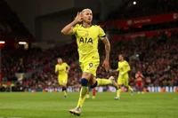 Ghi bàn phút 90, Richarlison ăn mừng khiêu khích Liverpool